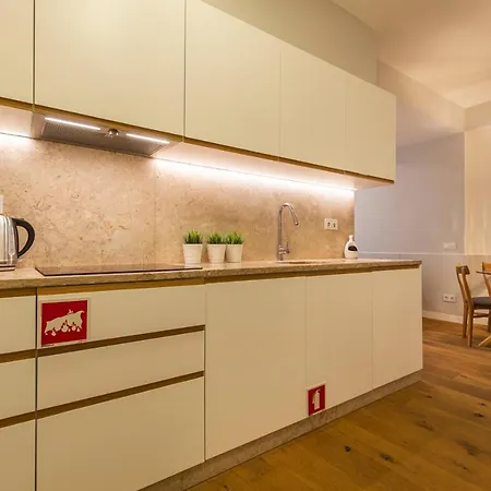 Upscale & Modern 2bdr