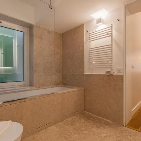 Upscale & Modern 2bdr Lisboa