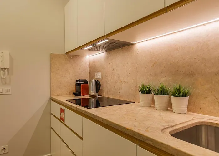 Appartamento Upscale & Modern 2bdr *